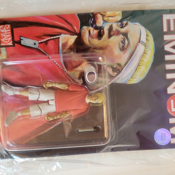 5 Piece Eminem Limited Edition Toy Bundle - Picture 4 of 6